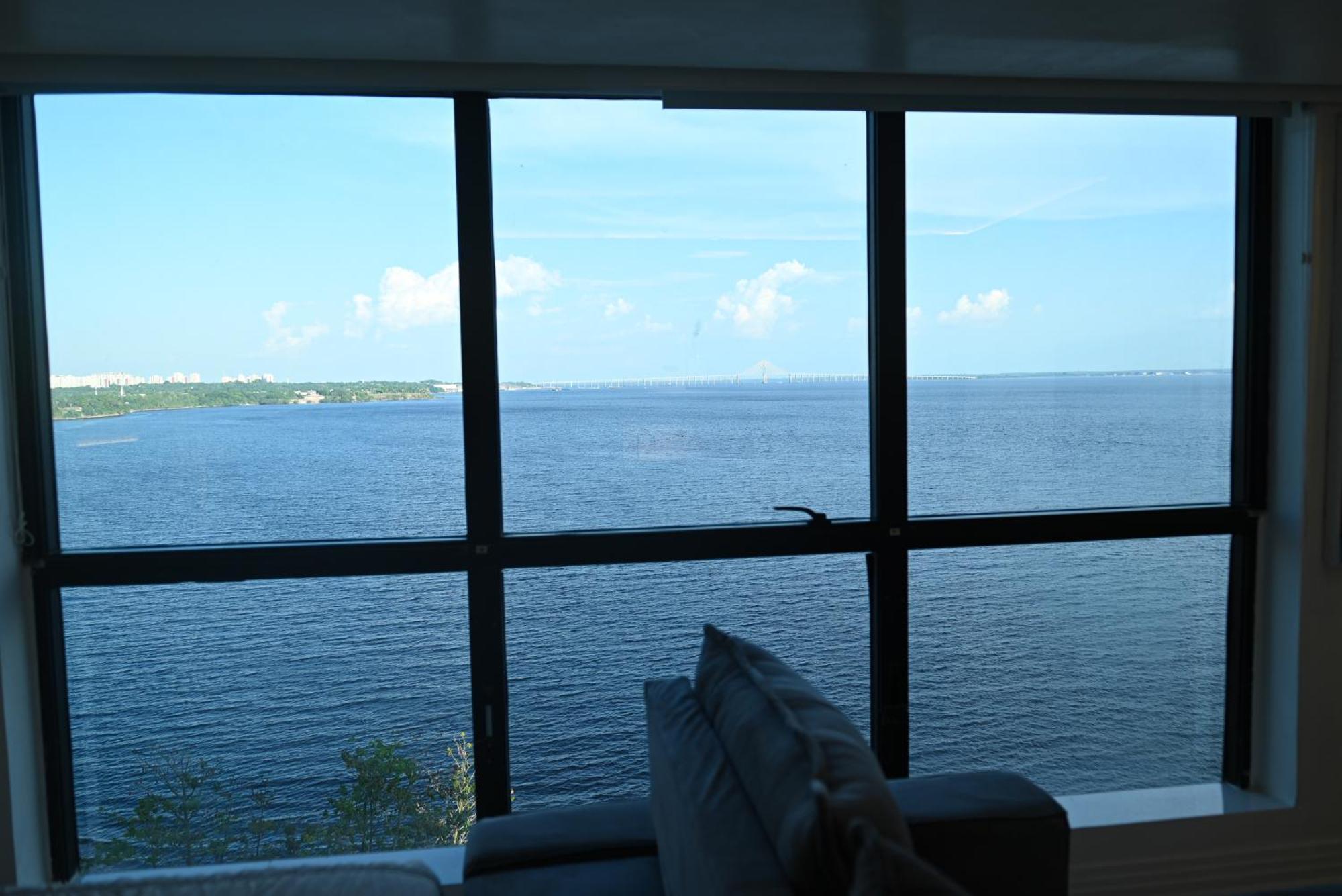 Tropical Executive 817 With View